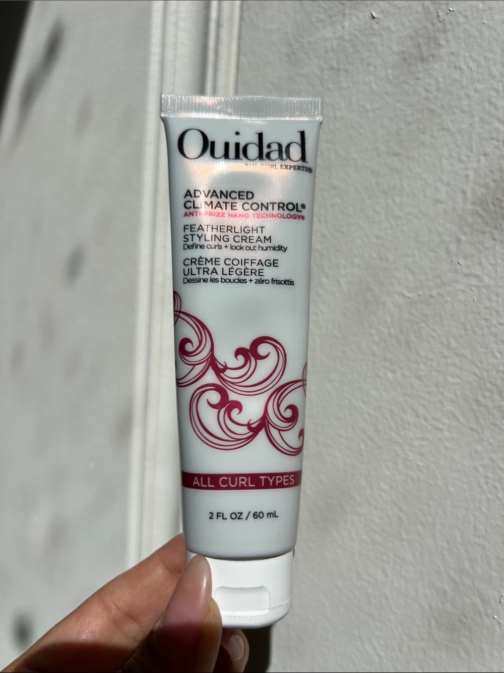 Advanced Climate Control Featherlight Styling Cream - White with Pink Accent